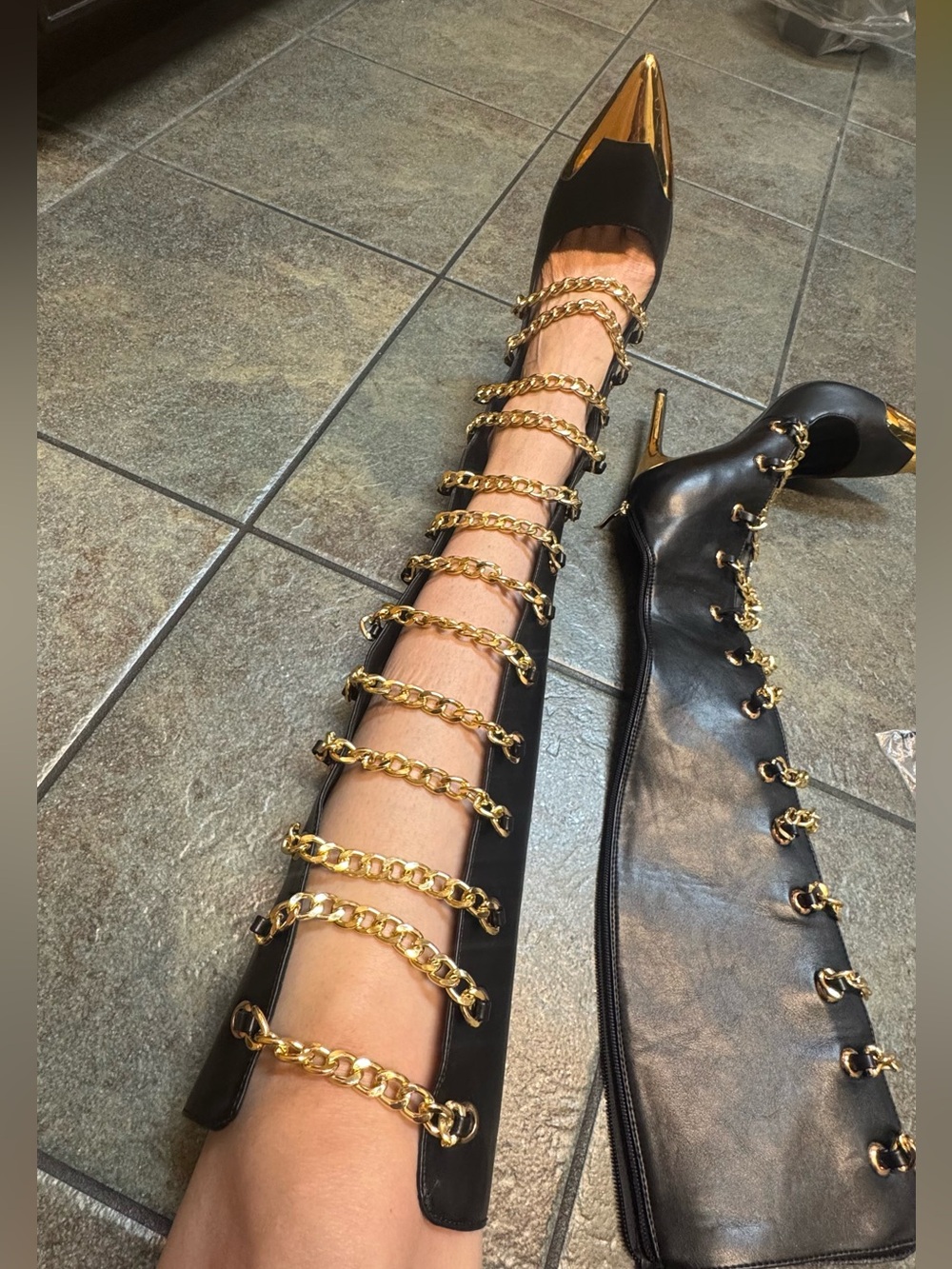 Black Leather Knee-High Stiletto Boots with Gold Chain & Toe Cap US 8 - Picture 11 of 17